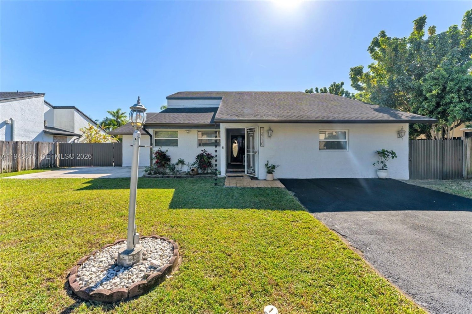 3 Schlafzimmer Villa in Miami, USA, Nr. 615158