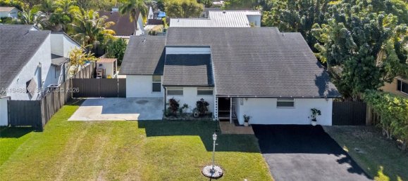 3 Schlafzimmer Villa in Miami, USA, Nr. 615158 29