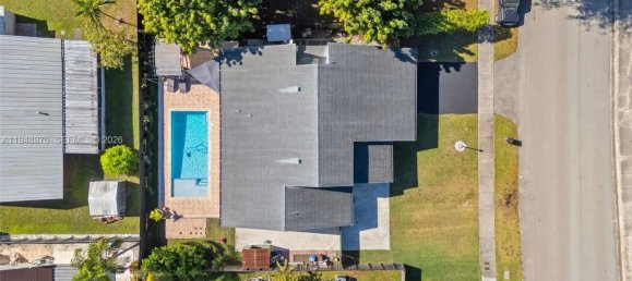 3 Schlafzimmer Villa in Miami, USA, Nr. 615158 4