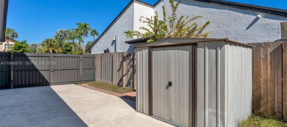 3 Schlafzimmer Villa in Miami, USA, Nr. 615158 14