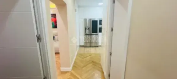 Apartamento T3 em Madrid, Spain N.º 178817 16
