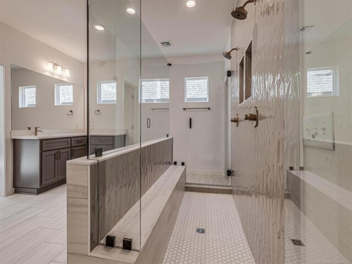 5 bedrooms House in Jenks, USA No. 401404