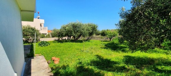 4 bedrooms Commercial property in Ierapetra, Greece No. 3677 2