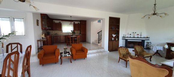 4 bedrooms Commercial property in Ierapetra, Greece No. 3677 4