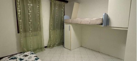 5 rooms Apartment in Eraclea, Italy No. 16140 16