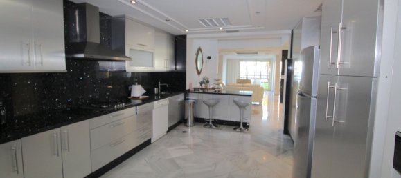 4 bedrooms Apartment in Marbella, Spain No. 136425 13