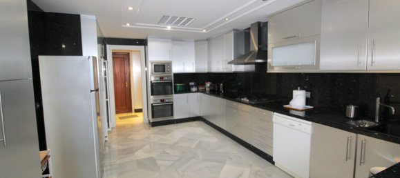 4 bedrooms Apartment in Marbella, Spain No. 136425 14