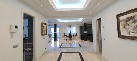 4 bedrooms Apartment in Marbella, Spain No. 136425 21