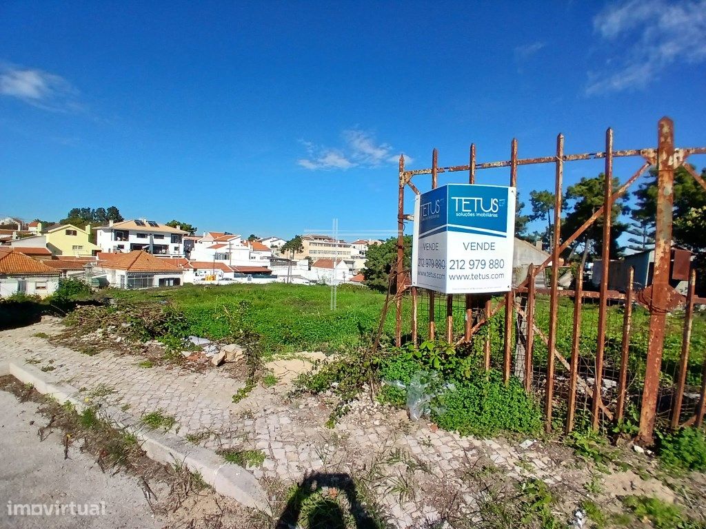 Grundstück in Almada, Portugal 1536m², Nr. 74619