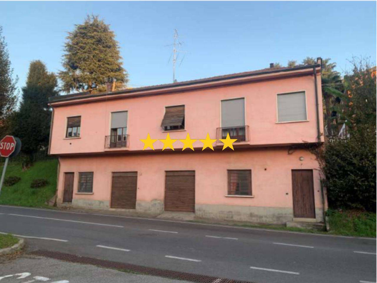 Вилла с 2 спальнями в Кассано Маньяго, Италия № 392716