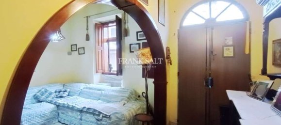 3 غرف نوم تاون هاوس في Luqa, Malta رقم 2099 4