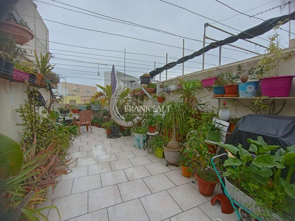 3 غرف نوم تاون هاوس في Luqa, Malta رقم 2099