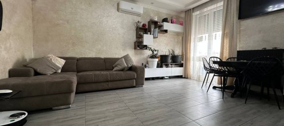 3-salle Appartement à Bussero, Italy No. 61777 7