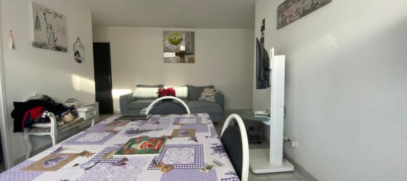 2 bedrooms Apartment in Beaurains, France No. 51420 3