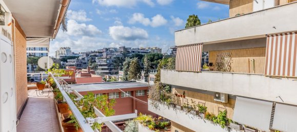 Квартира с 4 комнатами в Рим, Италия № 100685 119