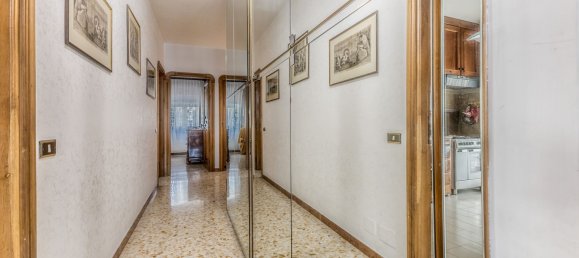 Квартира с 4 комнатами в Рим, Италия № 100685 108