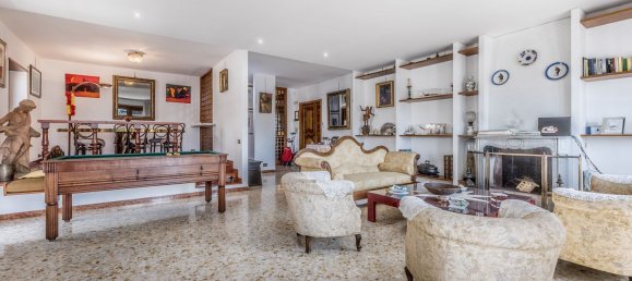 Квартира с 4 комнатами в Рим, Италия № 100685 21