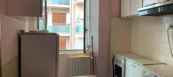 3 rooms Apartment in Perugia, Italy No. 28266 6