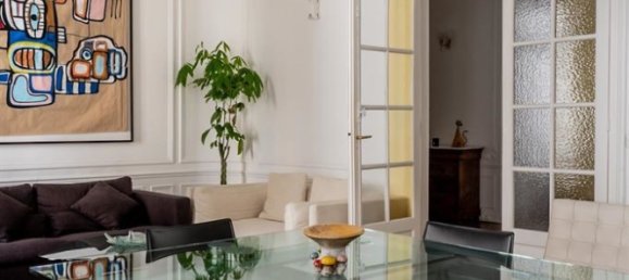Apartamento de 4 dormitorios en Paris, France No. 163574 3