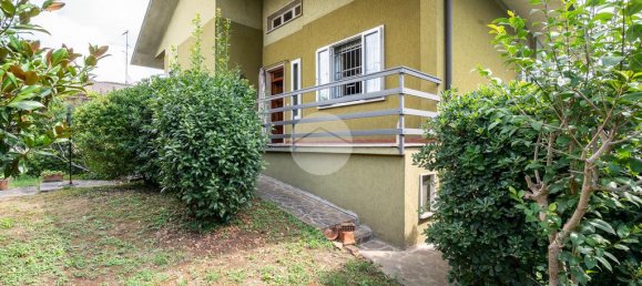 3 bedrooms Villa in Curtatone, Italy No. 340364 28