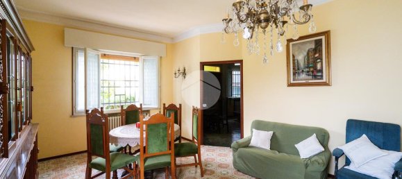 3 bedrooms Villa in Curtatone, Italy No. 340364 8