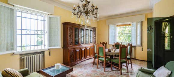 3 bedrooms Villa in Curtatone, Italy No. 340364 9