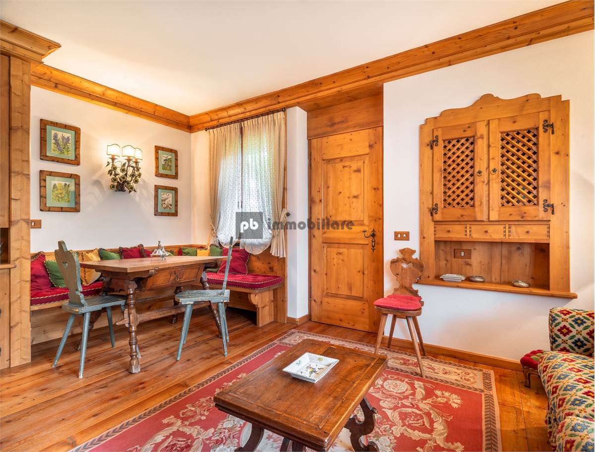 1 bedroom Apartment in Cortina d'Ampezzo, Italy No. 377350