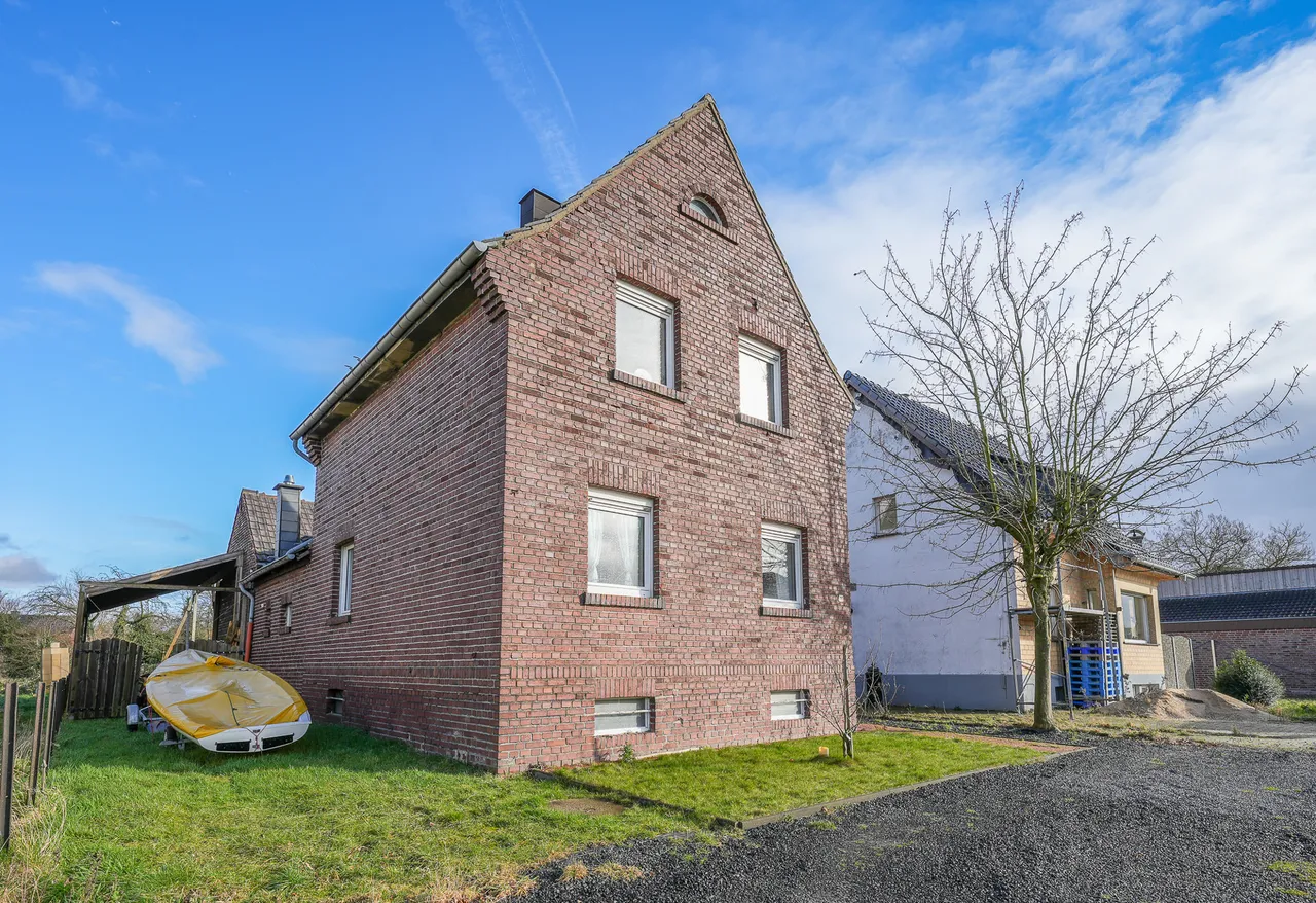 2 bedrooms House in Heinsberg, Germany No. 83302