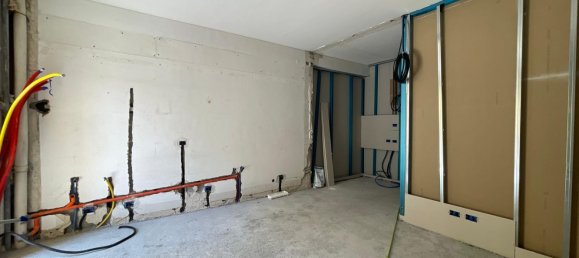 Apartamento de 4 habitaciónes en Palermo, Italy No. 262448 9