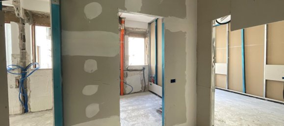 Apartamento de 4 habitaciónes en Palermo, Italy No. 262448 18