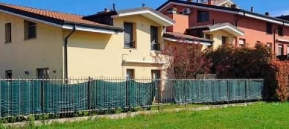 1 chambre Appartement à Abbiategrasso, Italy No. 337872 4