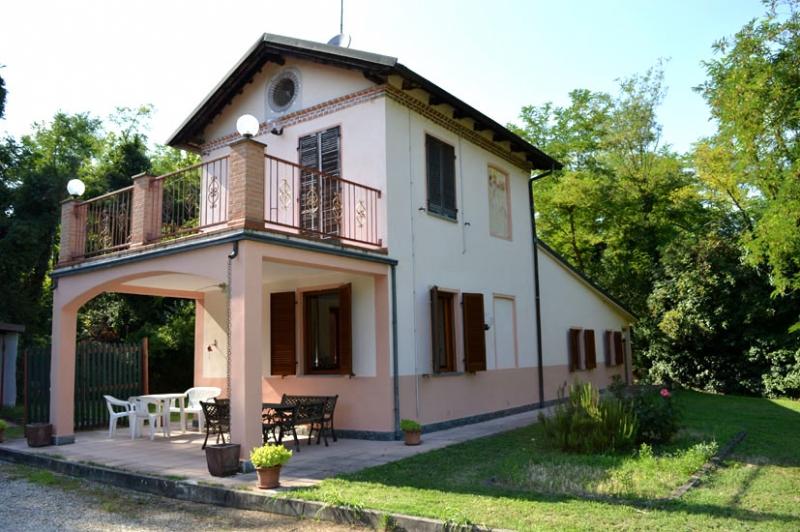 4 rooms House in Casale Monferrato, Italy No. 236186