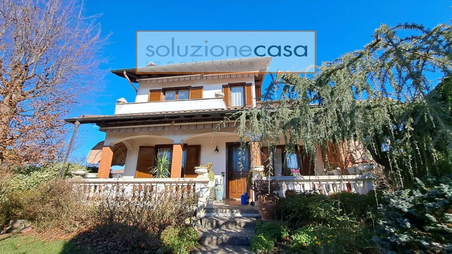 Вилла с 10 комнатами в Кавария кон Премеццо, Италия № 135401