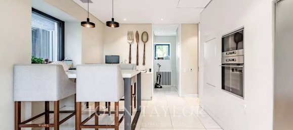 6 bedrooms House in Lisbon, Portugal No. 10715 12