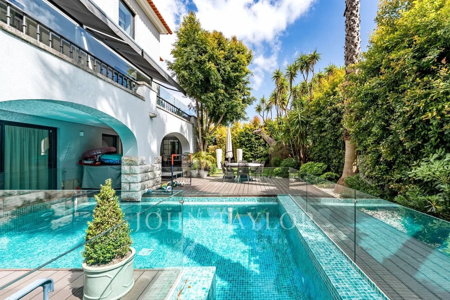 6 bedrooms House in Lisbon, Portugal No. 10715