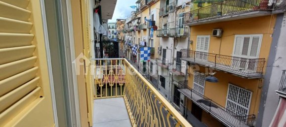2 bedrooms Apartment in Naples, Italy No. 109759 2