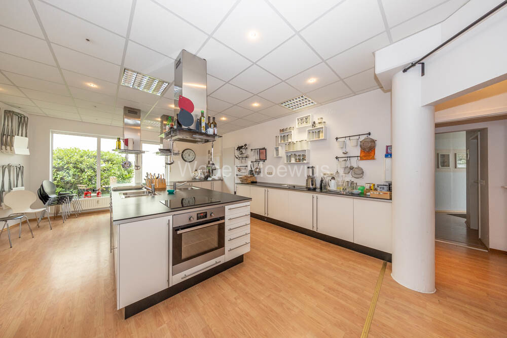 3 غرف نوم شقة في Rhein-Sieg, Germany رقم 145746