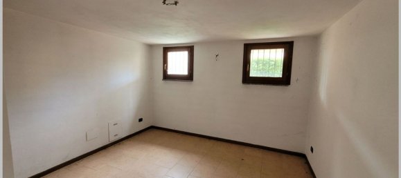 3 rooms Apartment in Bressana Bottarone, Italy No. 332693 21