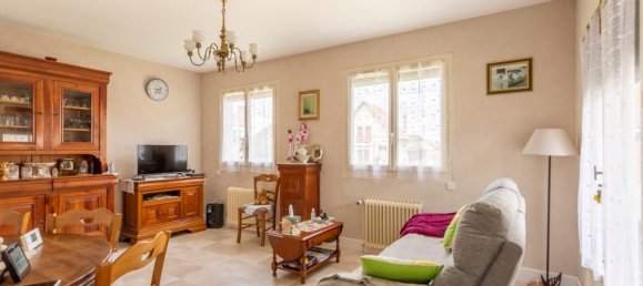 2 Schlafzimmer Haus in Salbris, France, Nr. 268069 3