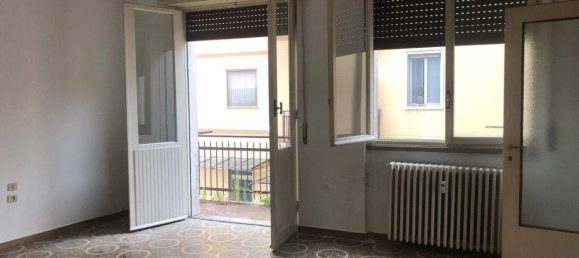 Apartamento de 3 habitaciónes en Canegrate, Italy No. 33671 5