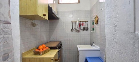 5-salle Appartement à Vittoria, Italy No. 50327 22