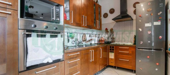 2 Schlafzimmer Wohnung in Gerenzano, Italy, Nr. 315929 3