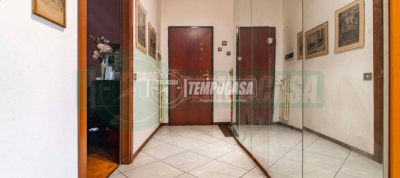 2 Schlafzimmer Wohnung in Gerenzano, Italy, Nr. 315929 5