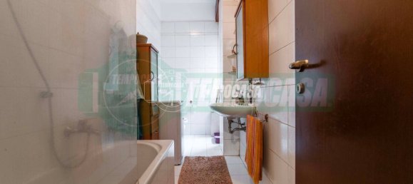 2 Schlafzimmer Wohnung in Gerenzano, Italy, Nr. 315929 11