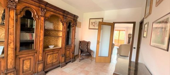 4غرفة شقة في Rome, Italy رقم 80715 15