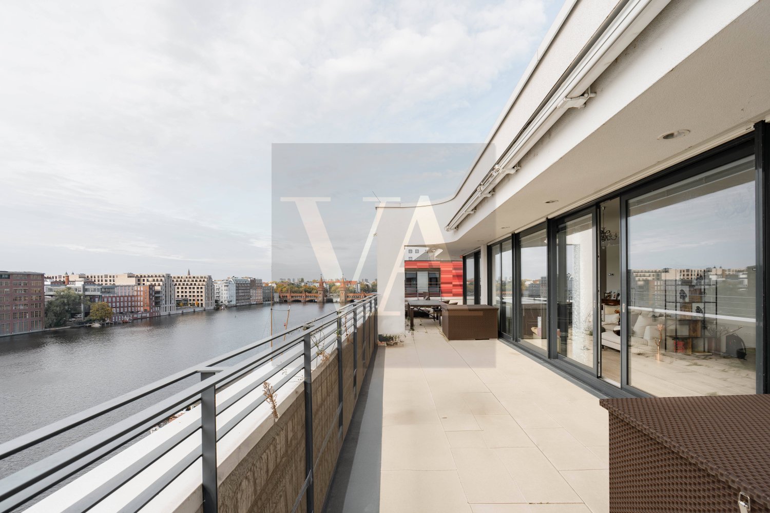 6 rooms Penthouse in Friedrichshain, Germany No. 37721