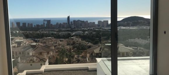 4 bedrooms Villa in Finestrat, Spain No. 9097 12