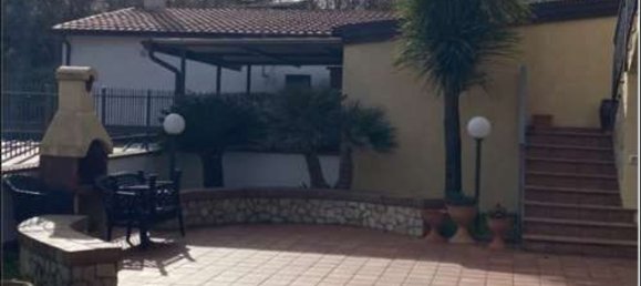 3 rooms Apartment in Rende, Italy No. 182527 4