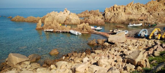 Casa de 5 dormitorios en Trinità d'Agultu e Vignola, Italy No. 319320 23