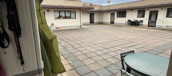 2 rooms Apartment in Prato, Italy No. 272352 7